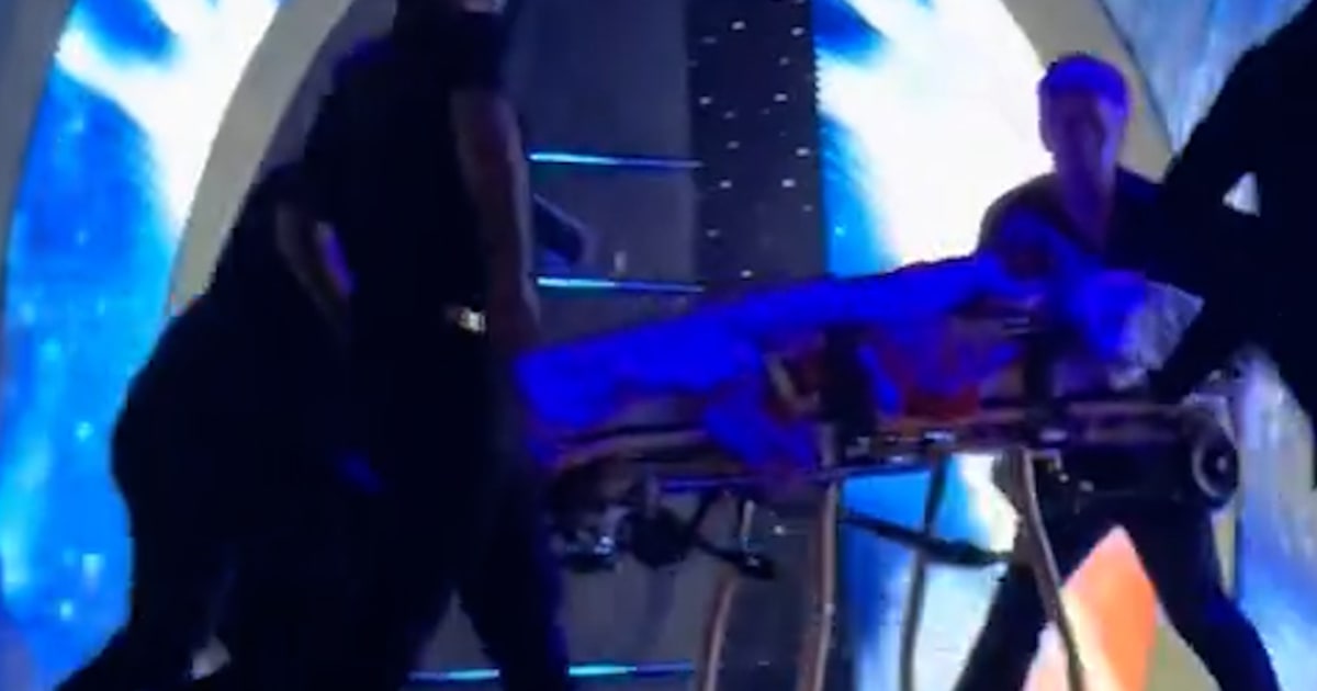 Miss Jamaica Falls Off Stage During Miss Universe