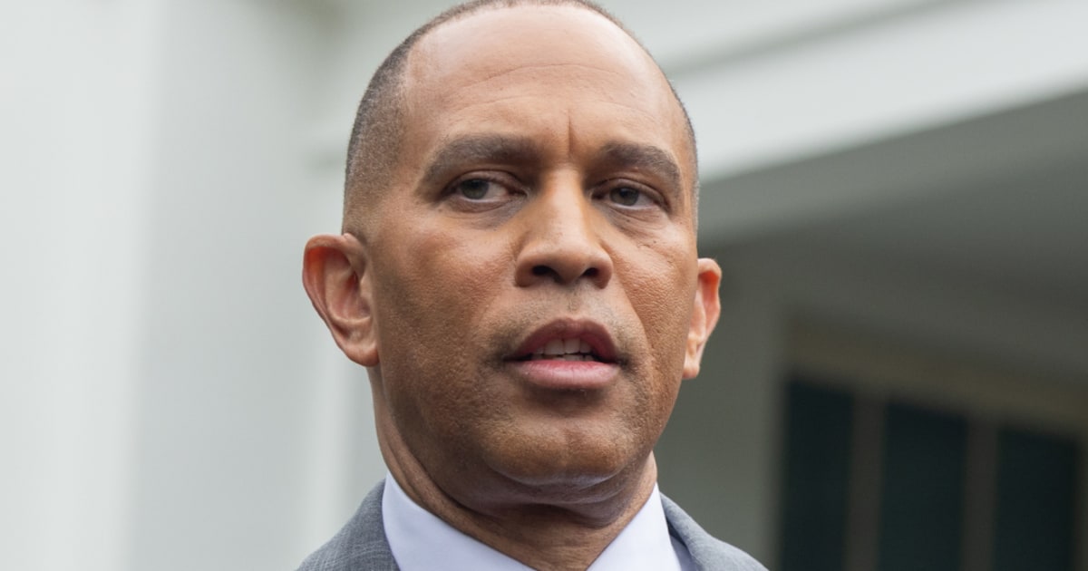 Jeffries: 'i Hope' Shutdown Ends Before Thanksgiving