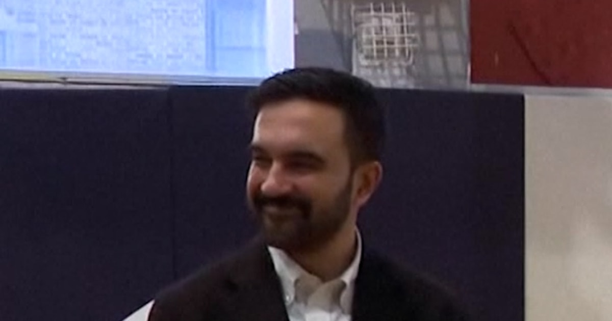 Mamdani Casts Ballot With His Wife In New York - Beritaja