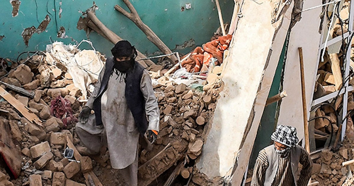 6.3-magnitude quake in Afghanistan kills at least 20