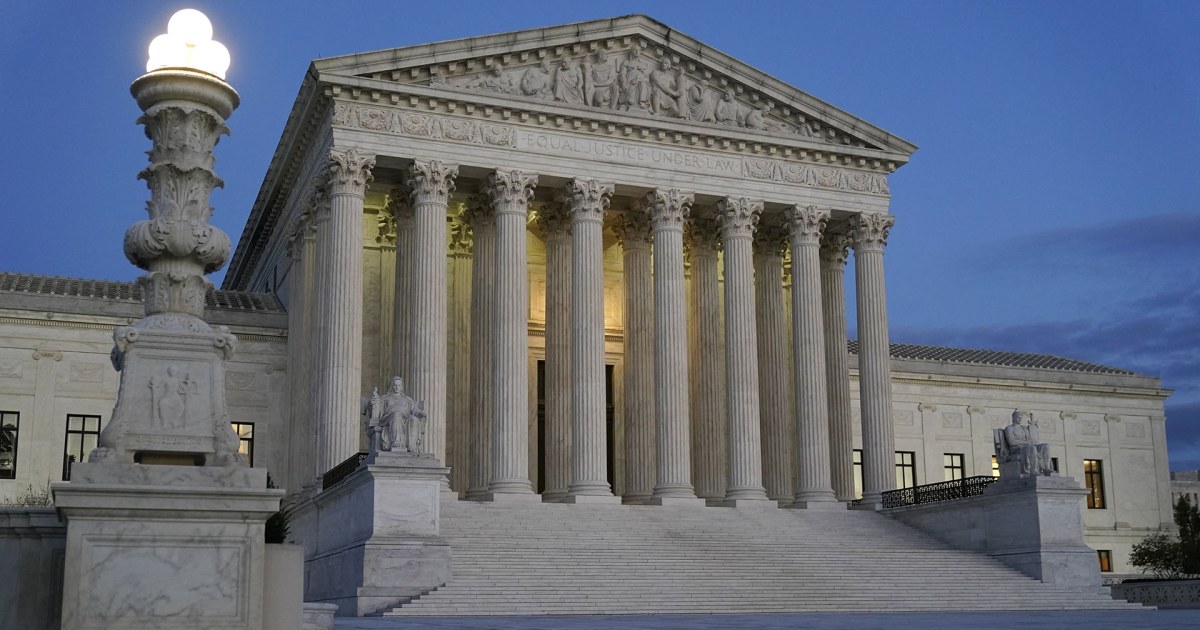 Supreme Court hears arguments in Trump tariffs case