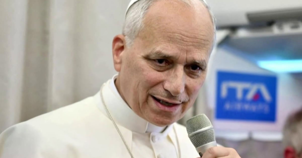 On way home from Lebanon, Pope Leo warns against U.S. incursion into Venezuela