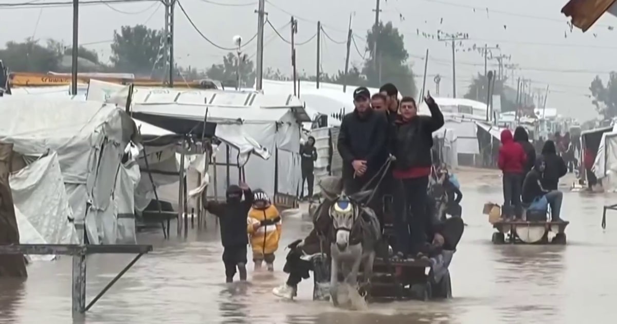 Torrential rain brings more destruction to Gaza Strip