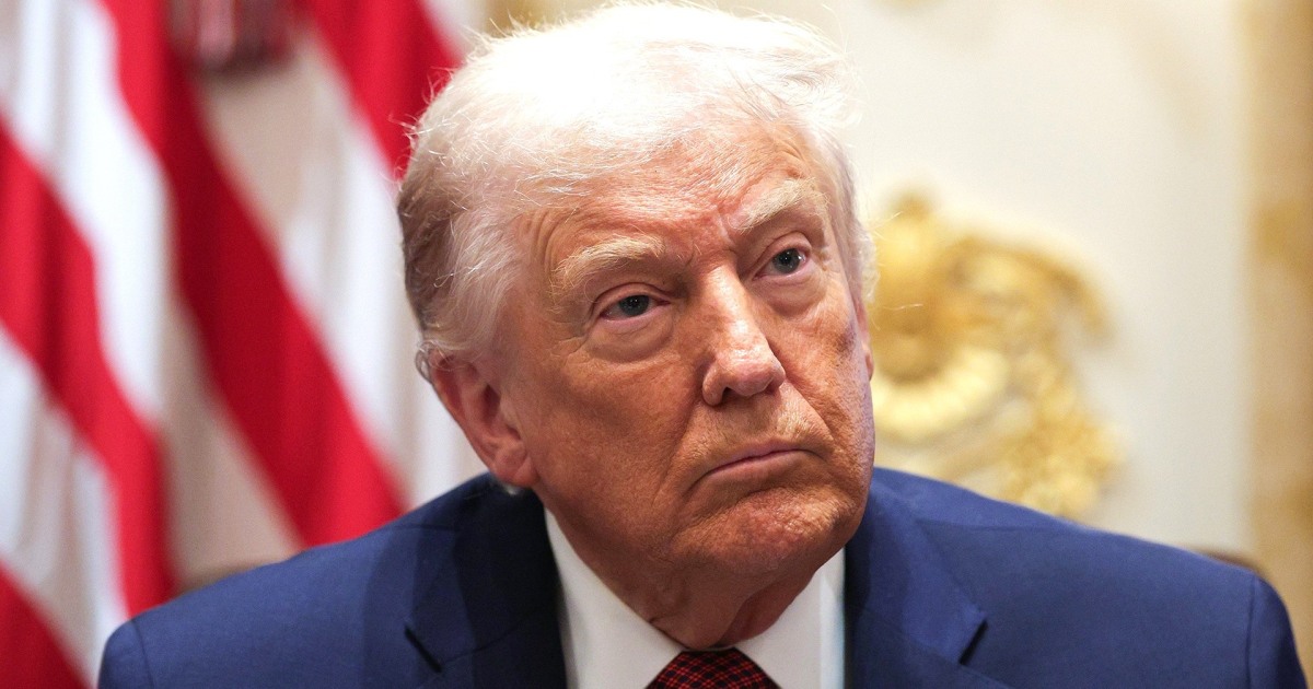 Trump orders blockade of oil tankers entering and leaving Venezuela