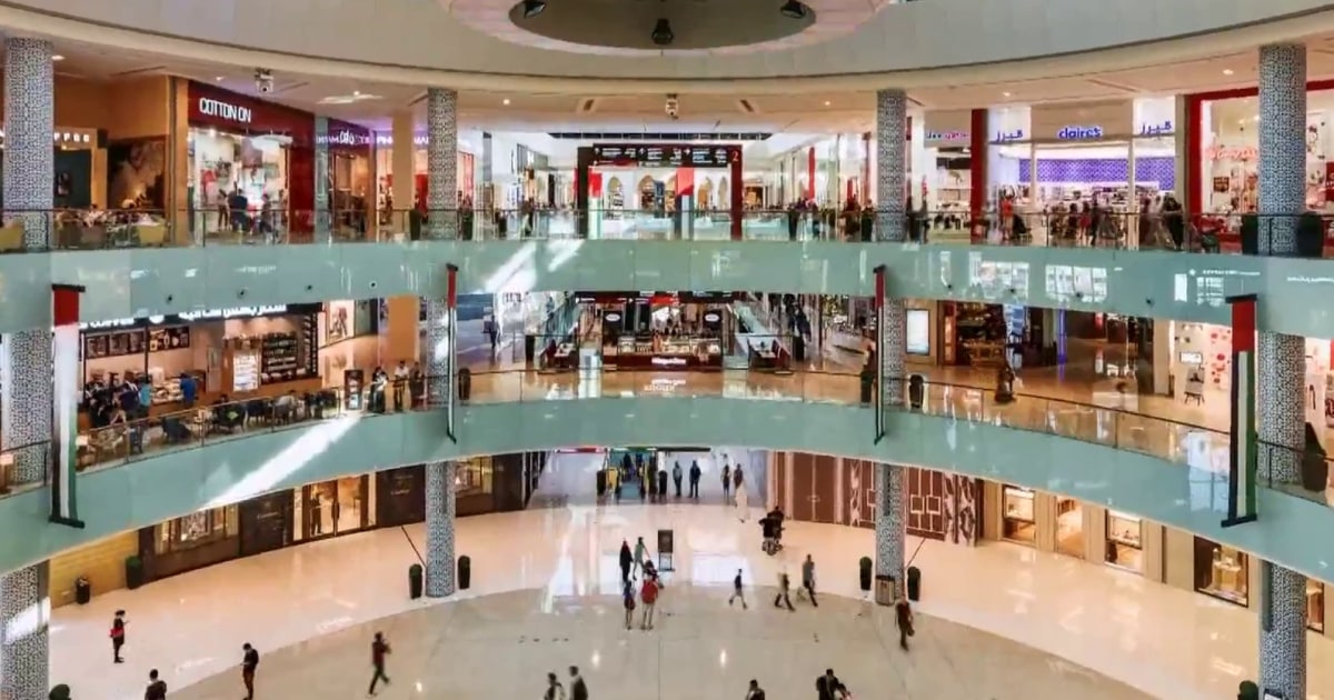 What a 'K-shaped' economy means for America's income divide