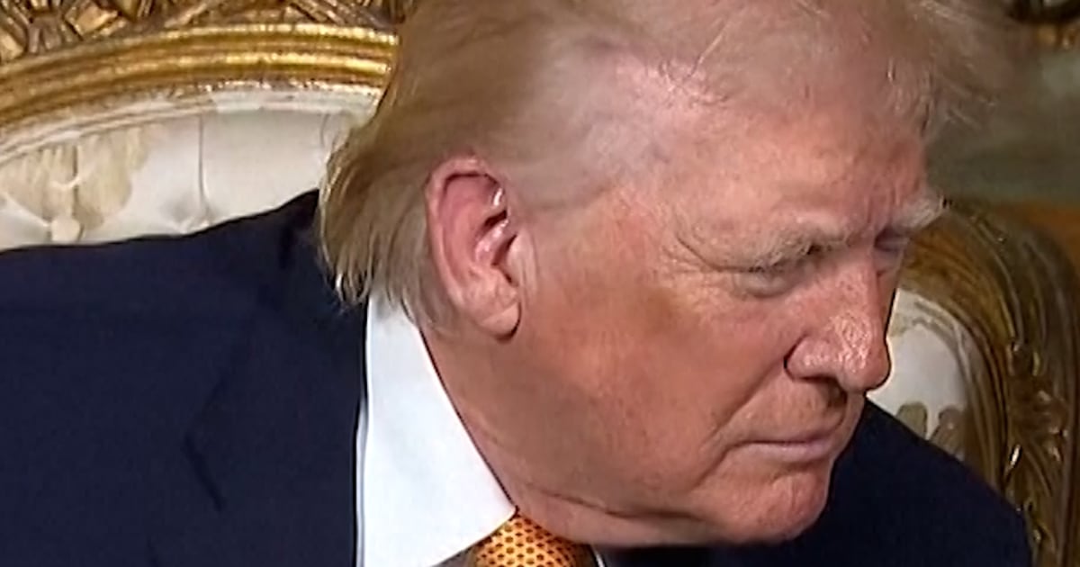 Trump takes calls from children tracking Santa