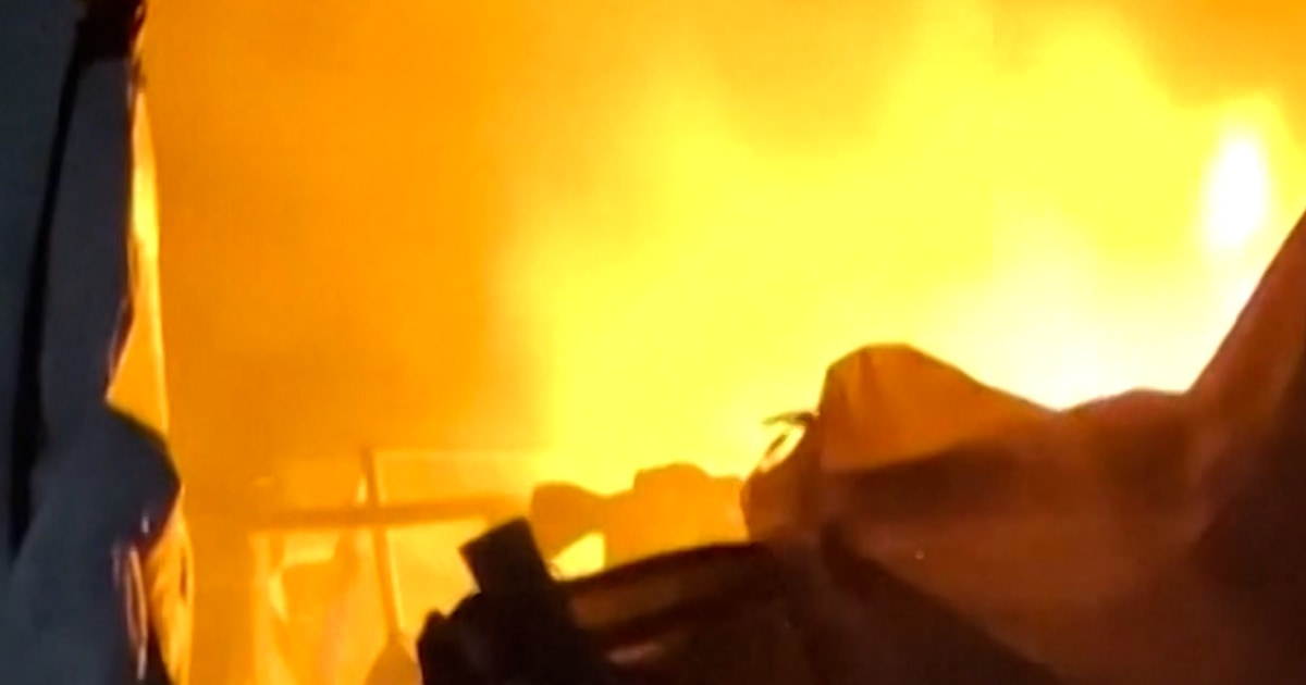 Deadly Israeli strike starts fire in Gaza tent camp