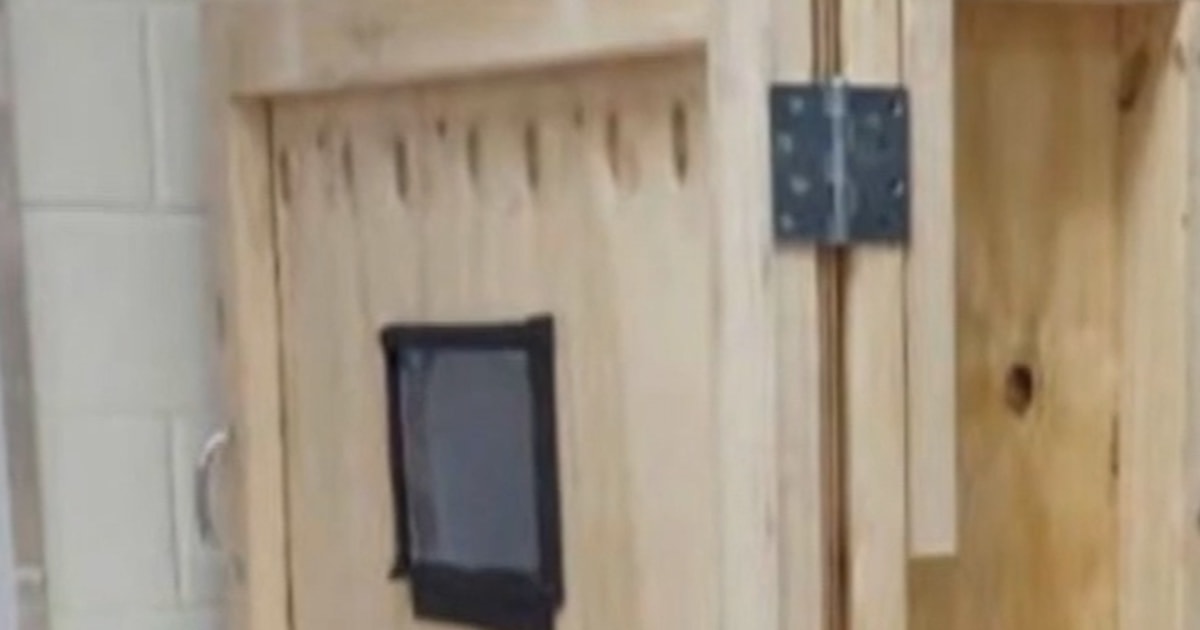 Escuela de Nueva York bajo fuego por supuesta caja de castigo