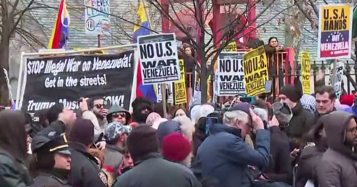 How the courtroom reacted as Maduro and his wife pleaded not guilty