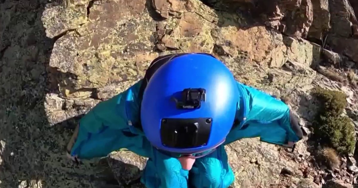 American wing-suit pilot dies in South Africa during jump