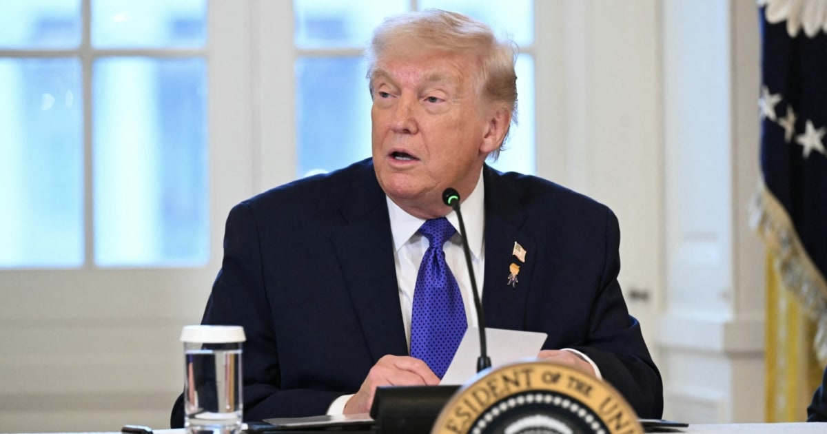 Trump meets with oil executives to discuss future of industry in Venezuela