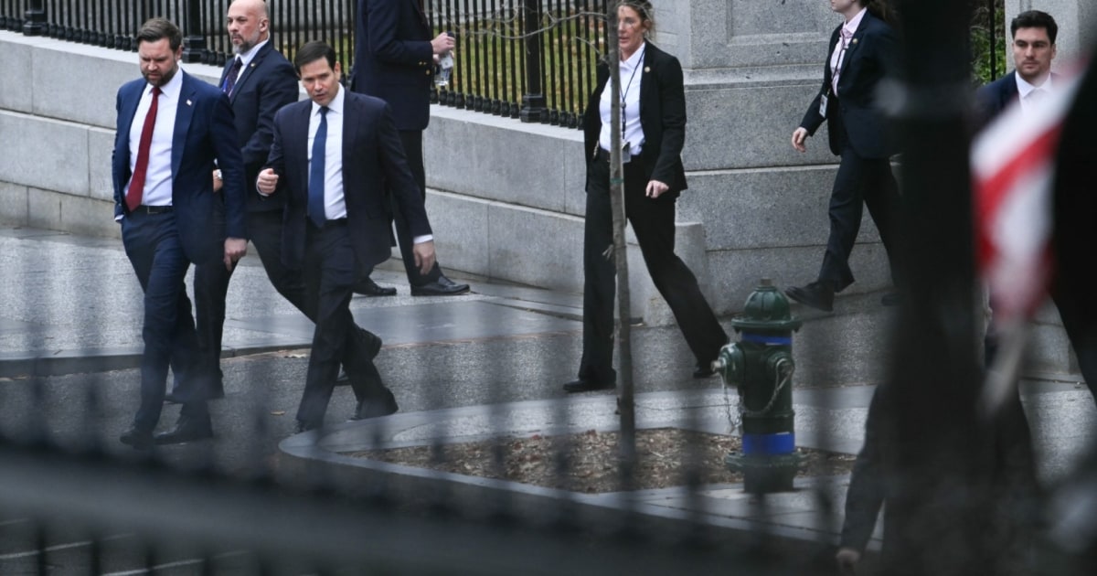 Greenland and Denmark officials meet with Vance and Rubio