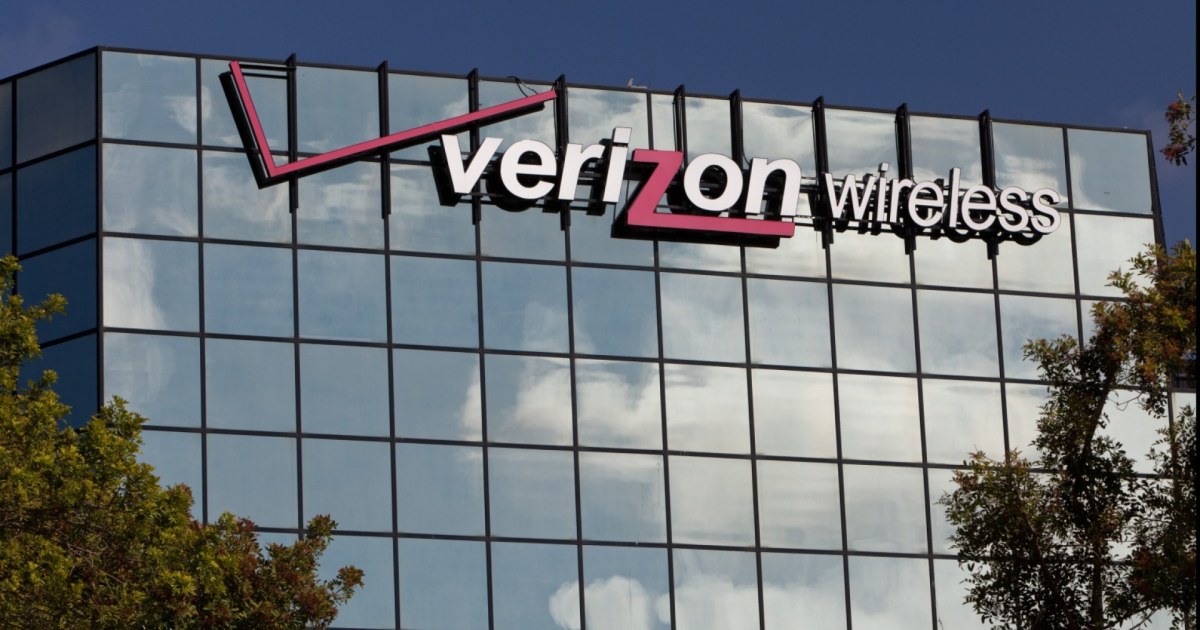 Thousands face widespread Verizon outage