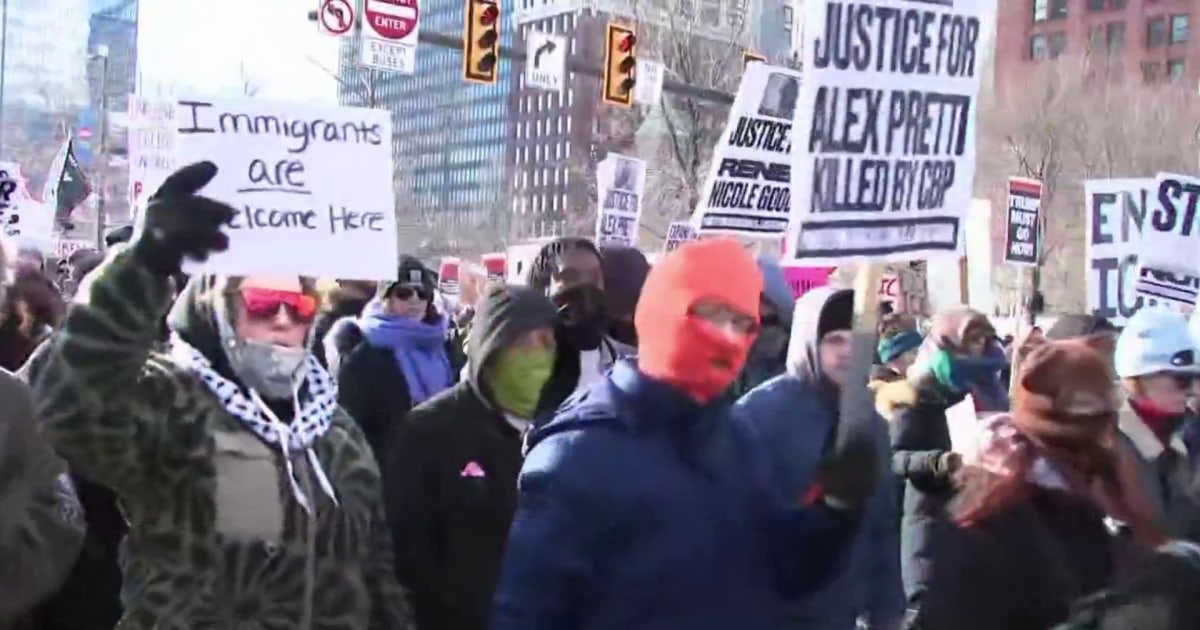 Crowds gather across the country protesting ICE presence in Minneapolis