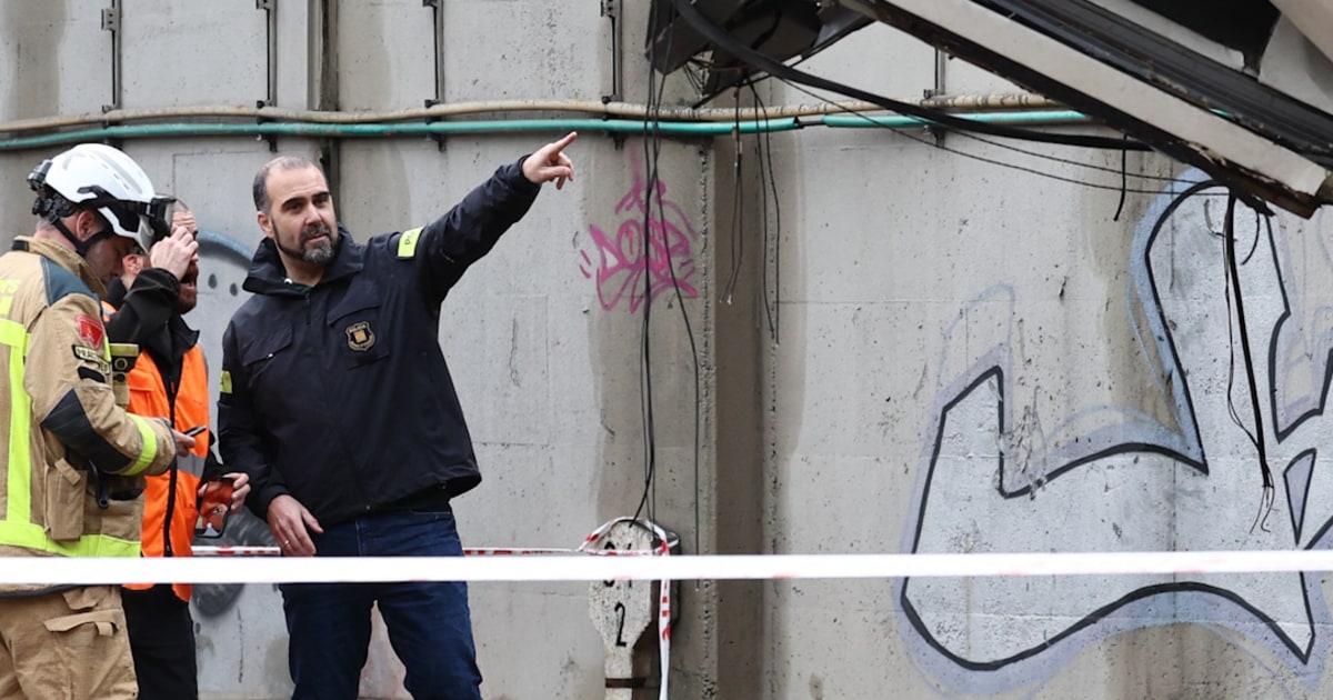 Commuter train crashes in northeastern Spain