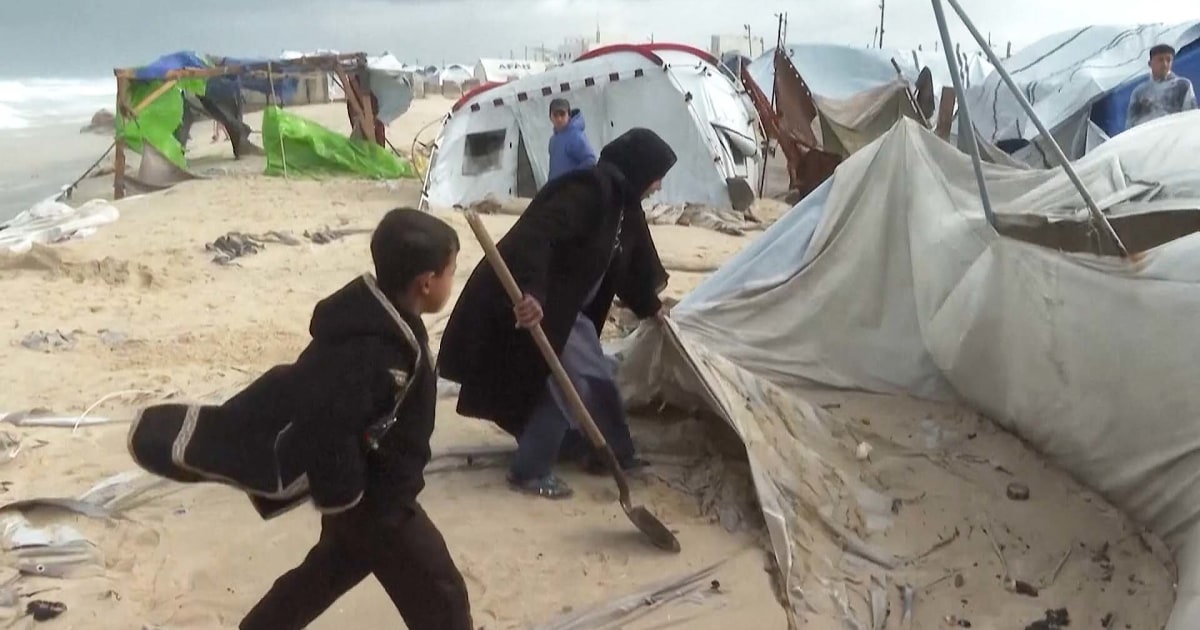 ‘The sea attacked us’: Winter weather destroys Gazans makeshift homes