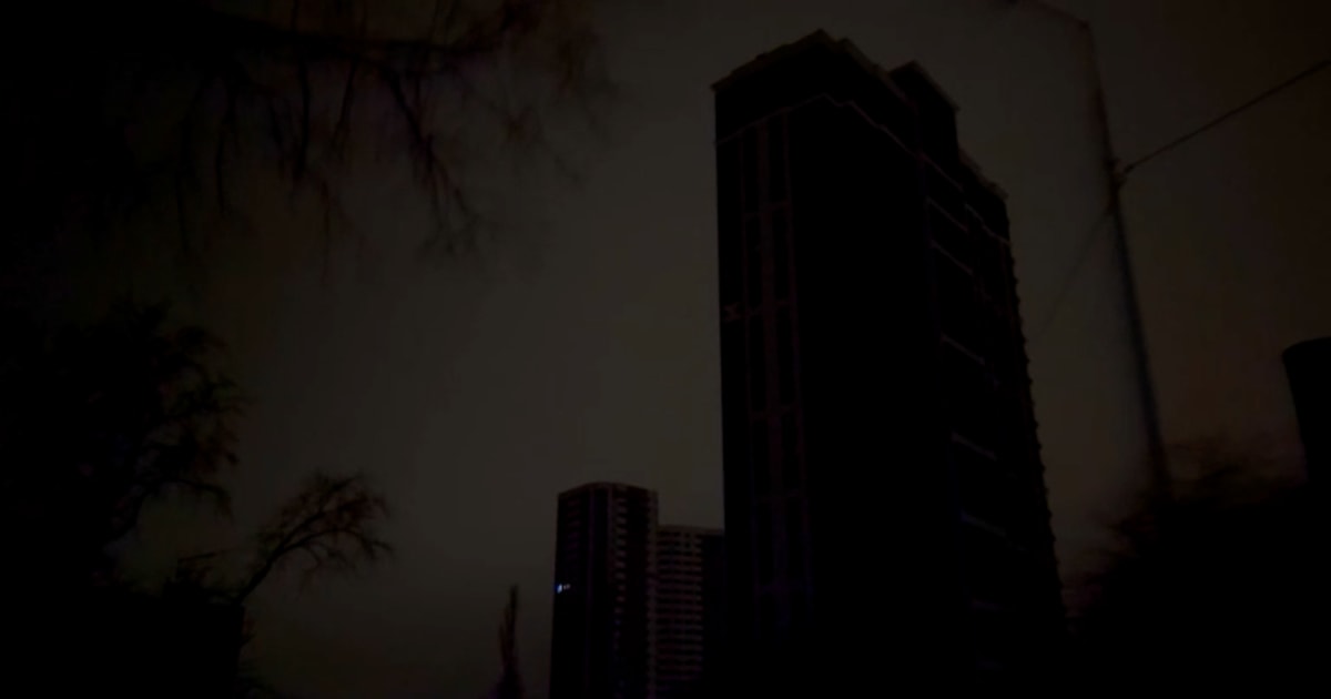 Kyiv plunges into darkness amid Russian attacks on Ukraine’s energy system
