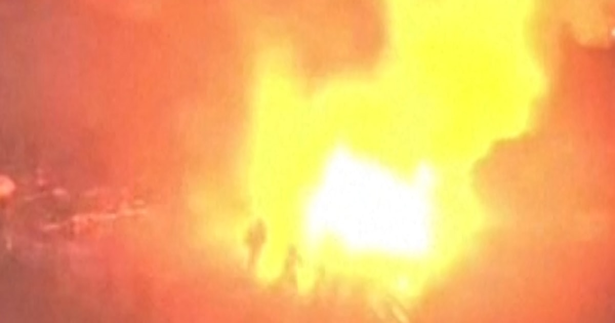 Israeli settlers set fire to houses in the West Bank