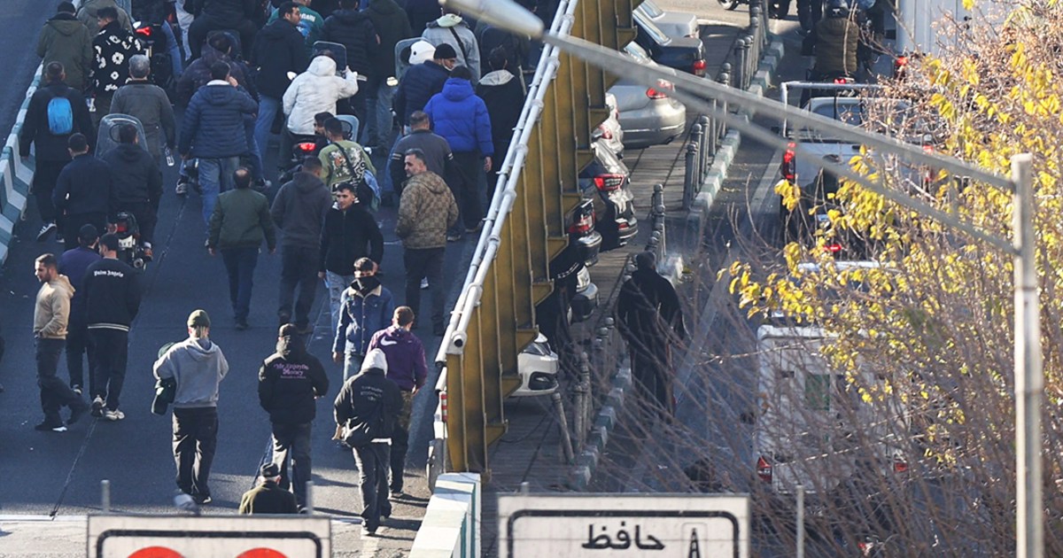 Protests over Iran's economy turn deadly