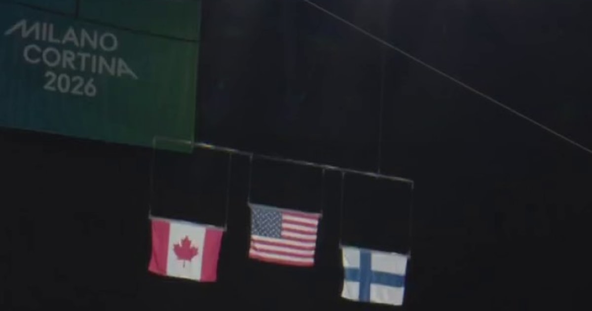 U.S. men's hockey revels in national anthem