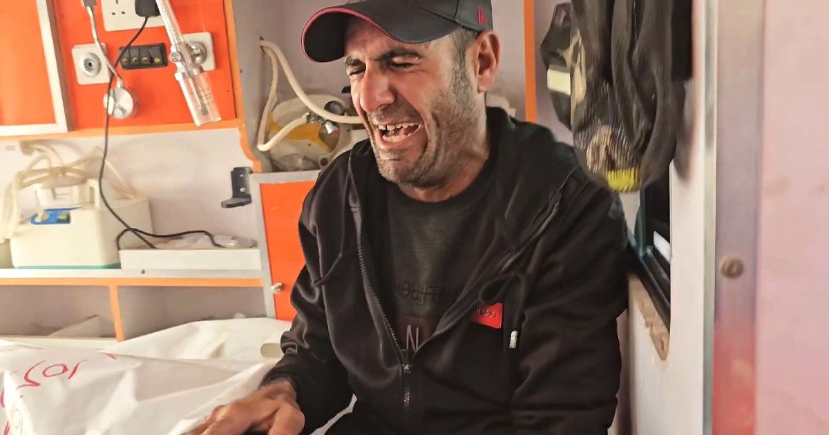 Grief-stricken father cries for daughters killed by Israeli missile in Gaza