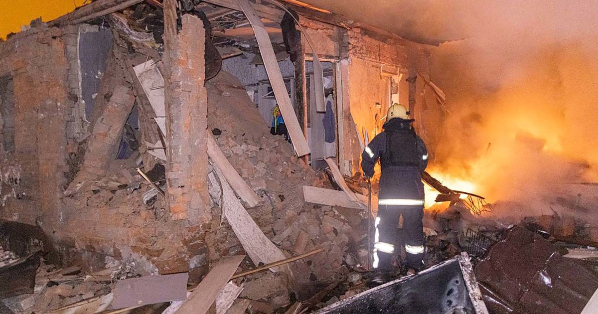 Russia pounds Ukraine with drones and missiles despite peace talks