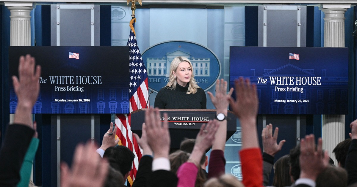 White House holds press briefing