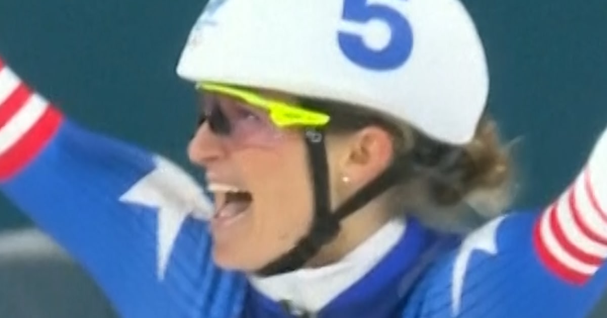 U.S. takes gold in women's mass skating for first time