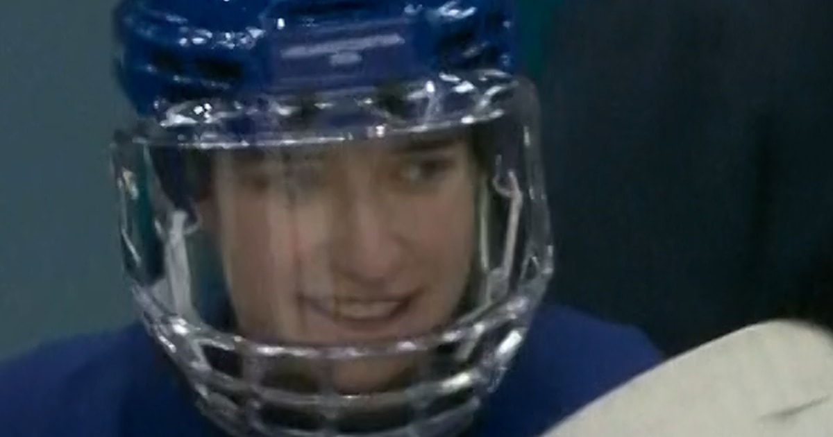 U.S. women's hockey team advances to gold medal game