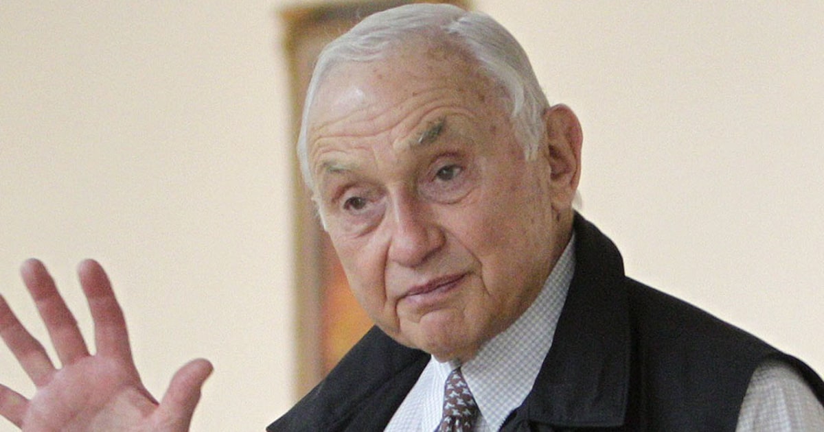 Les Wexner testifies in House Epstein investigation