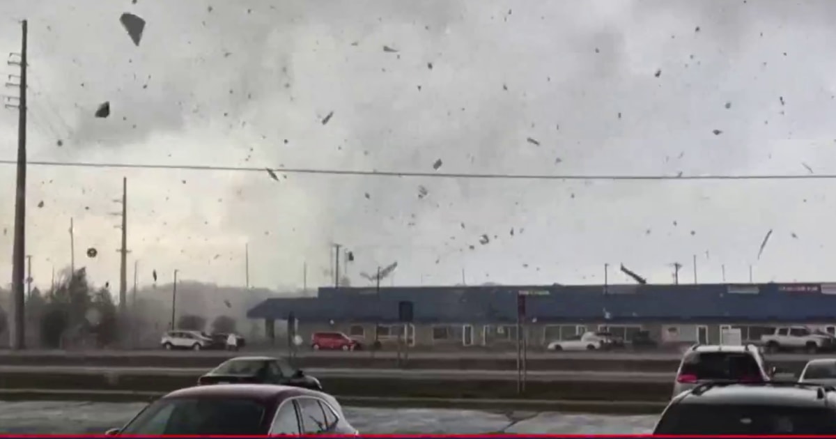 Deadly tornadoes rip through multiple states