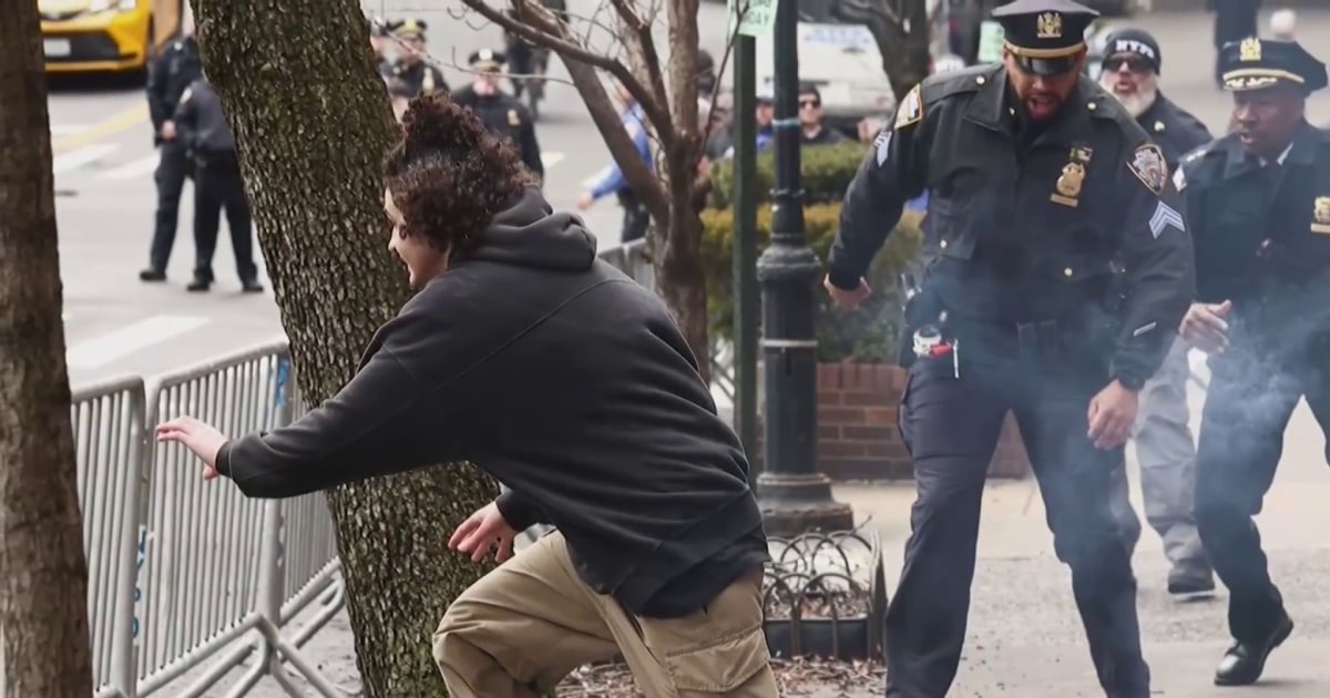 Explosives incident near NYC mayor's home being investigated as a potential terror attack