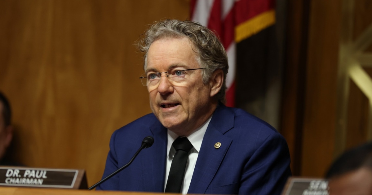 Paul confronts Mullin as 'someone who applauds violence' against political opponents