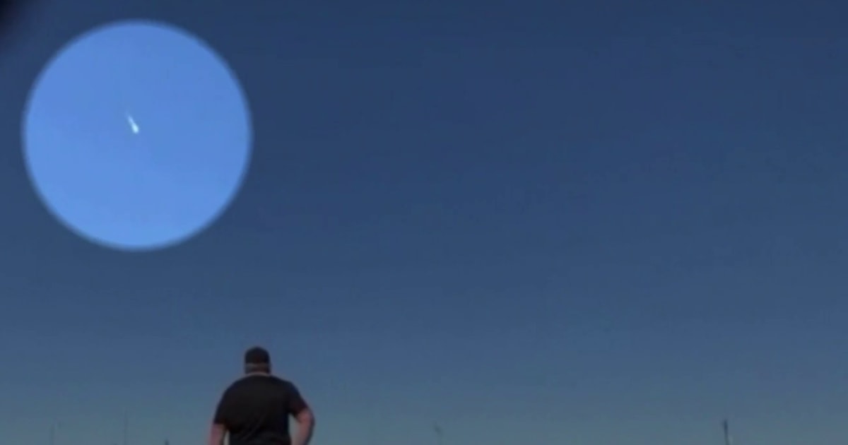 Meteor spotted streaking above Texas