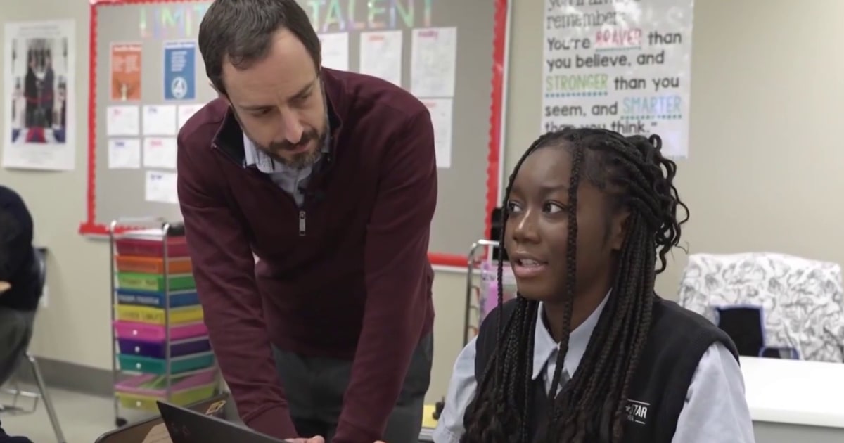 New Jersey teacher builds chatbot to help improve students writing
