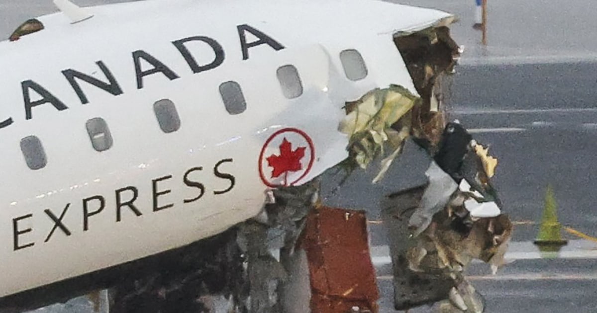 Plane collides with a fire truck at LaGuardia Airport