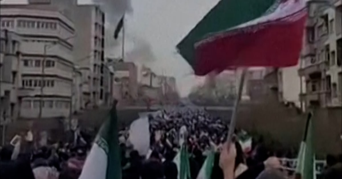 Explosion rocks Tehran during Quds Day rally