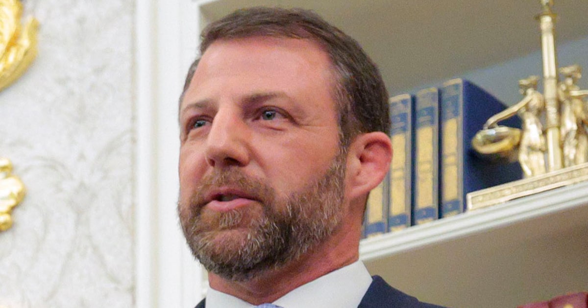 Markwayne Mullin sworn in as Homeland Security Secretary