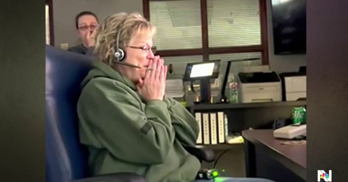 911 dispatcher’s surprise retirement sendoff goes viral