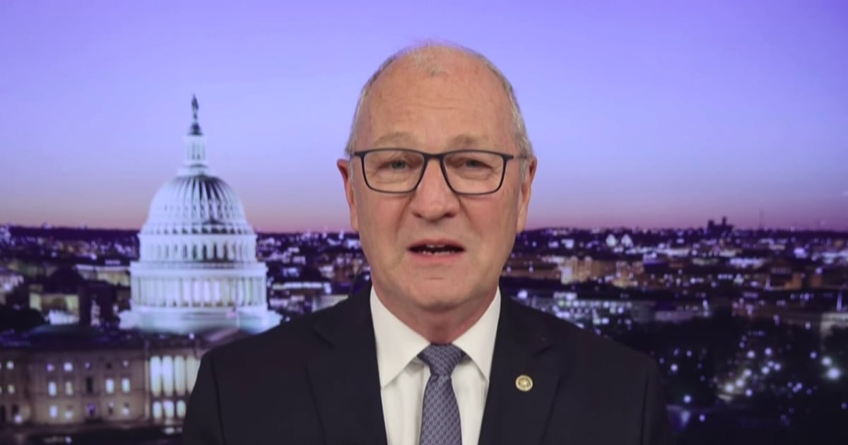 GOP senator says probe into Fed Chair Powell is 'unnecessary’ as Tillis holds up Warsh nomination