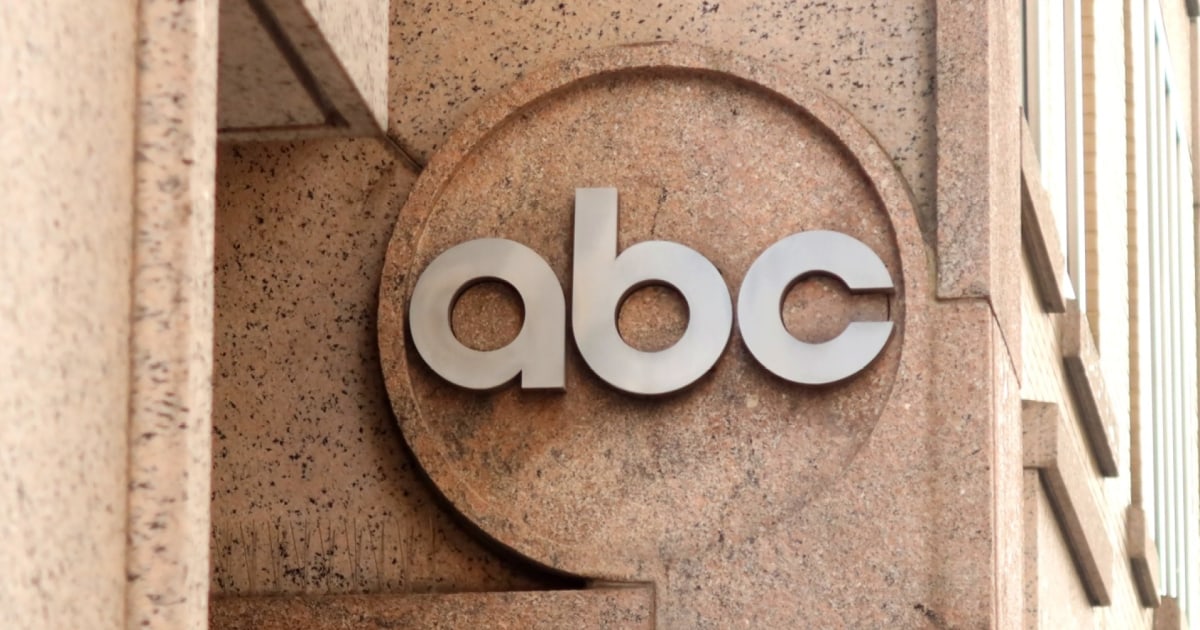 Fcc Expected To Order Disney Stations To File Broadcast License Renewals Early