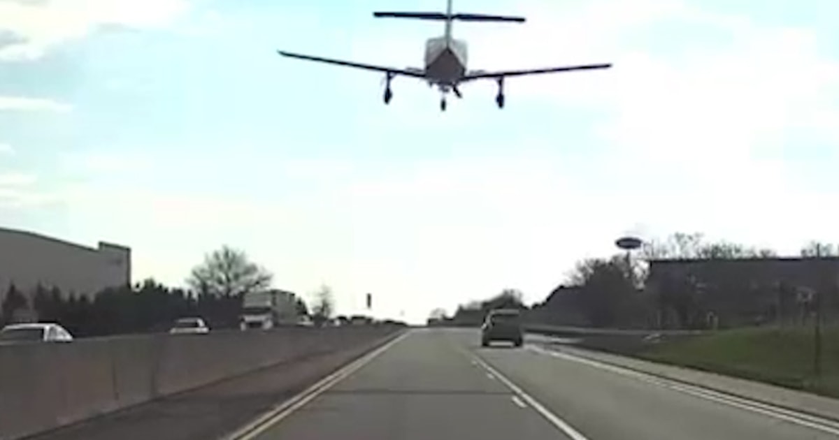 Plane makes emergency landing on Pennsylvania highway