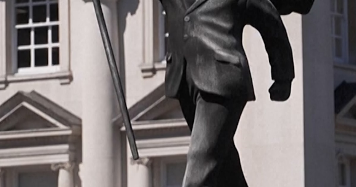 A New Banksy Statue Has Appeared In London - Beritaja