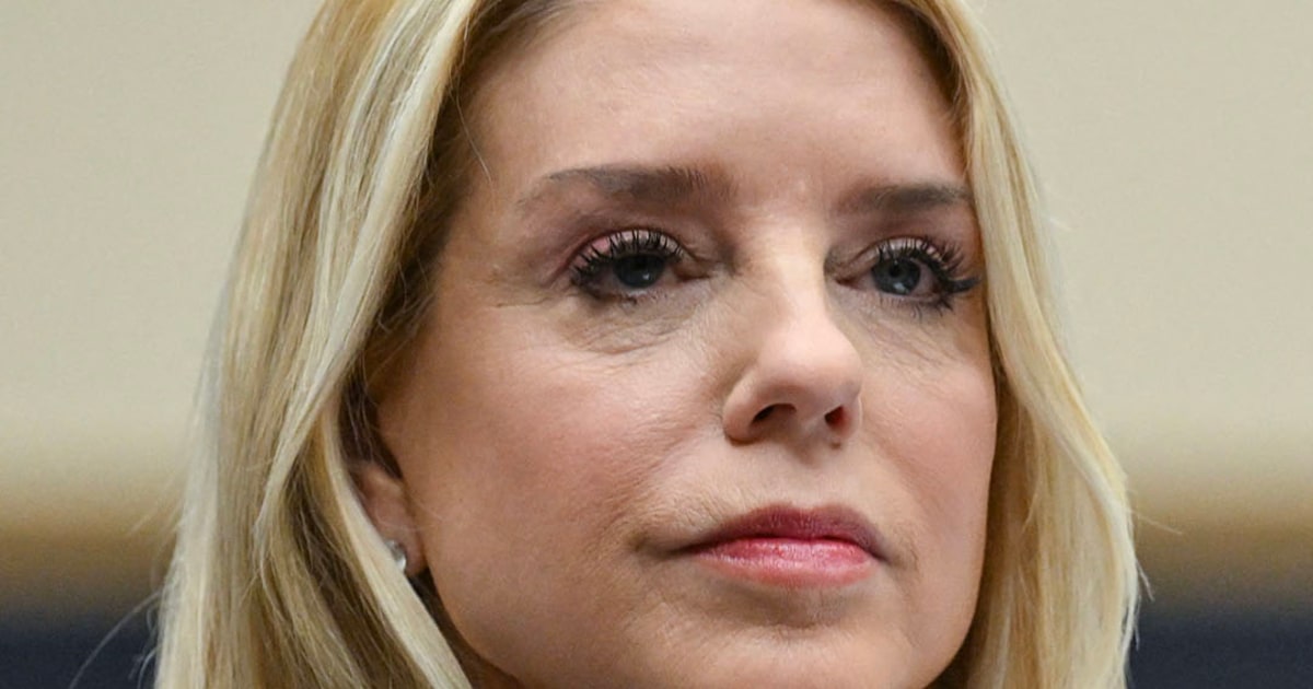 Trump fires Attorney General Pam Bondi