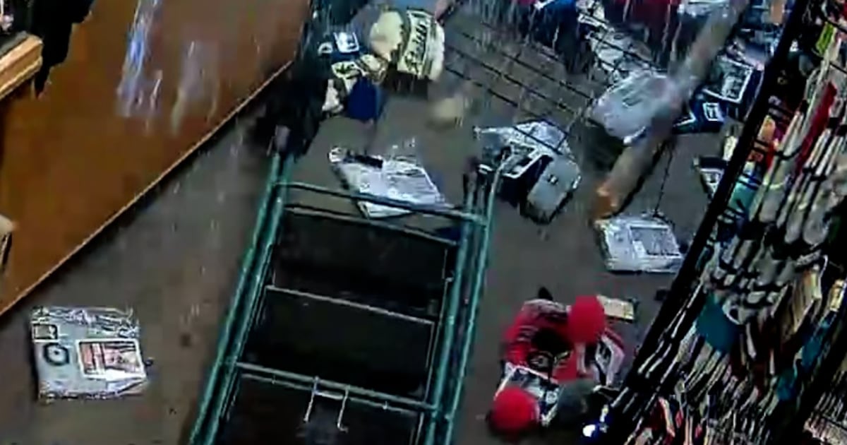 Car crashes into Montana gift shop