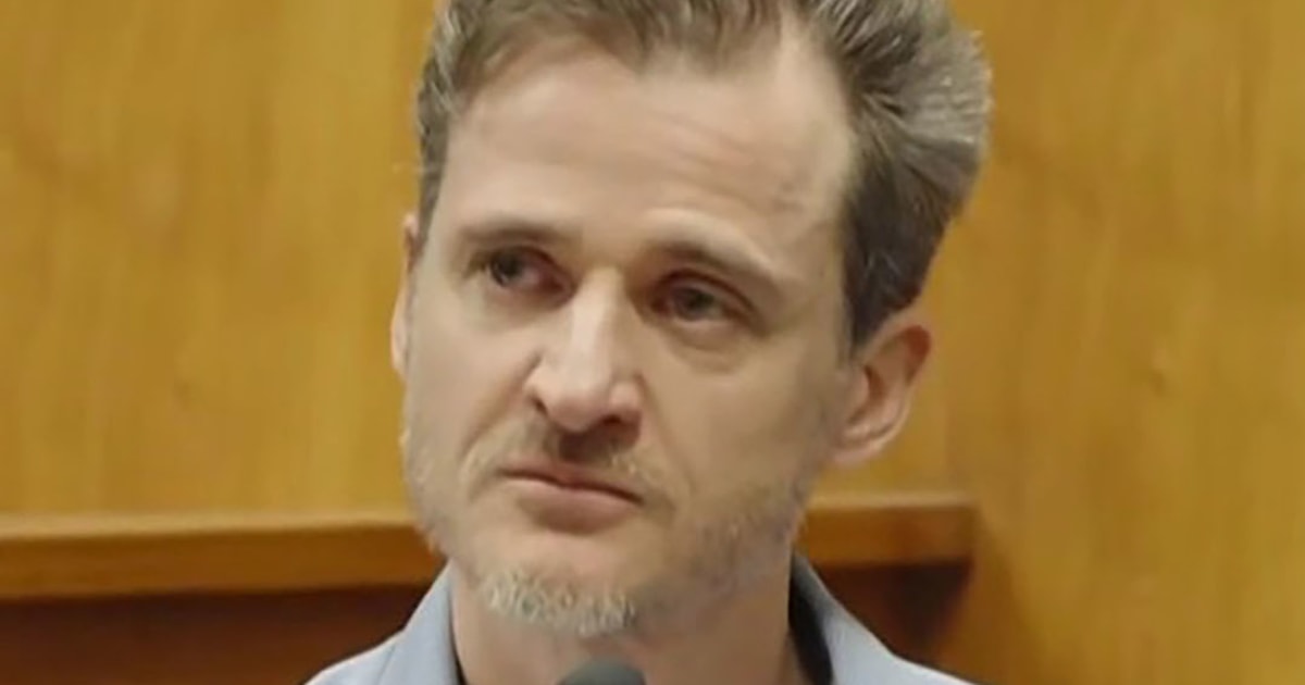 Hawaii doctor takes the stand in attempted murder trial