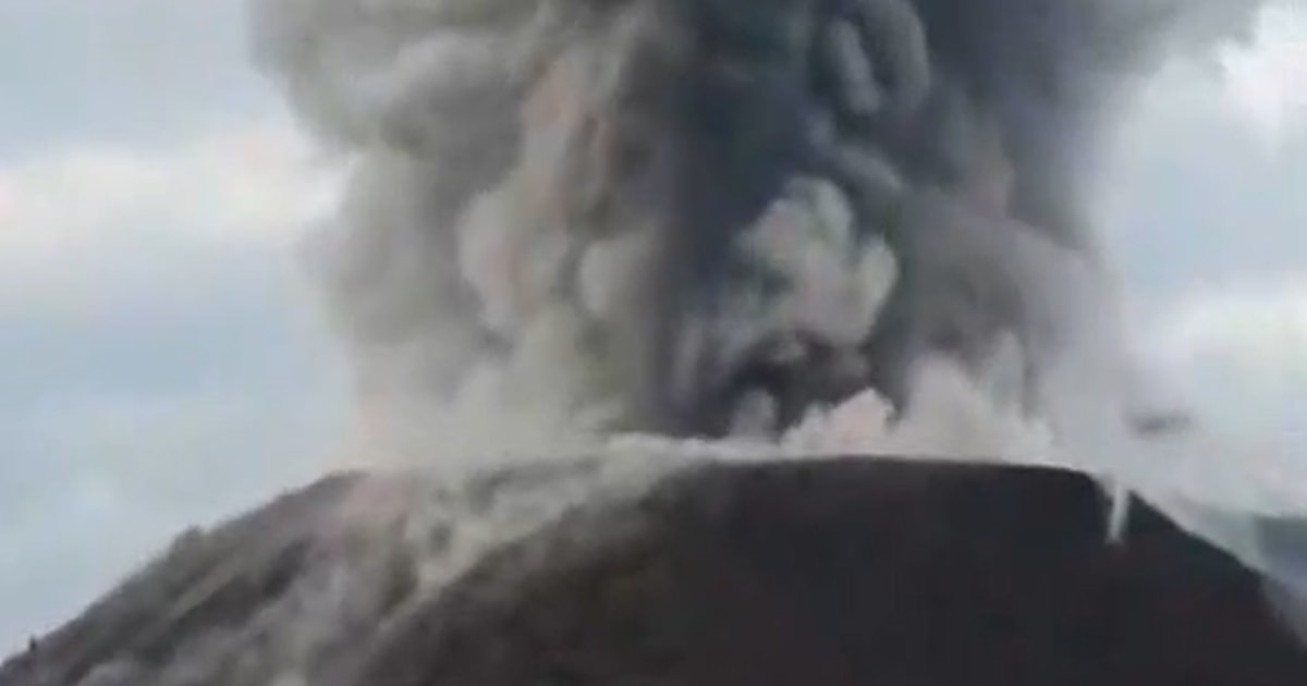 Tourists Scramble As Guatemala Volcano Erupts