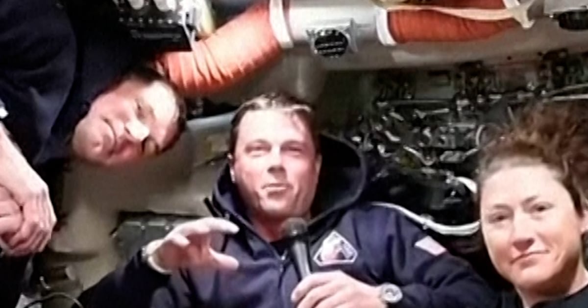 Astronauts describe space as they rocket toward the moon