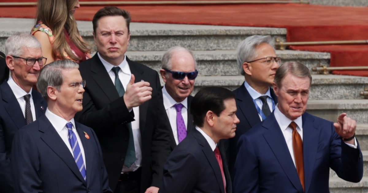 Trump's invite of top CEOs a 'posturing' from the U.S. on making a China deal