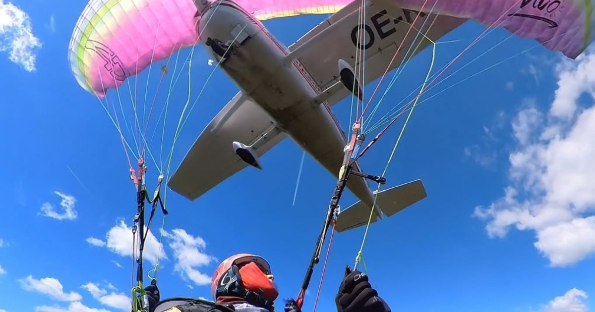 Paraglider Survives Collision With Plane in Austrian Alps